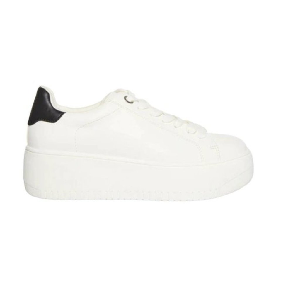 NWOT STEVE MADDEN Rockaway Platform Sneaker in White/Black (6)